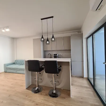 Apartament Beach Apartment With Big Terrace And Private Parking Năvodari