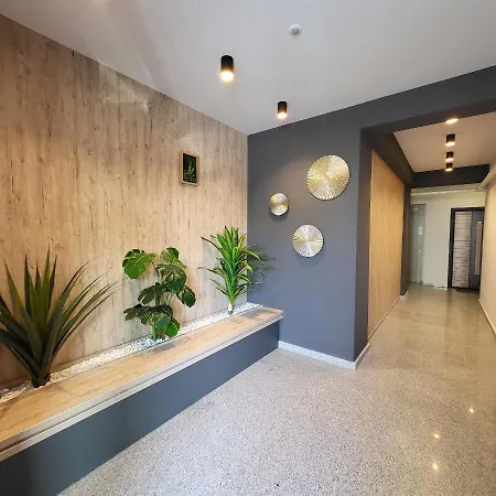 Beach Apartment With Big Terrace And Private Parking Năvodari